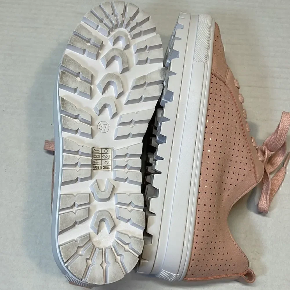Patrizia by Spring step women’s casual ties shoe. Pastel pink. Size 6